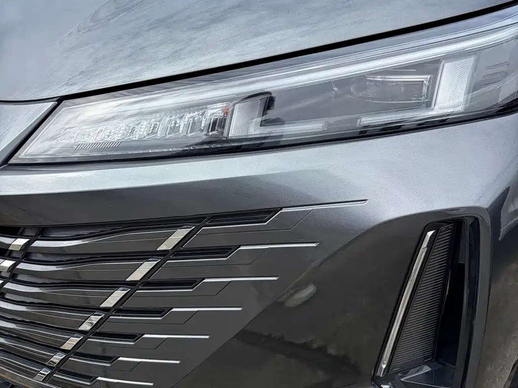 Changan Eado — миниатюра 10