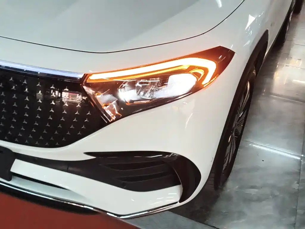 Mercedes-Benz EQA — миниатюра 24