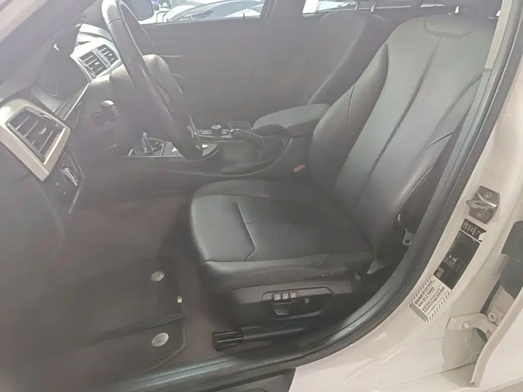 BMW 3 Series — миниатюра 15