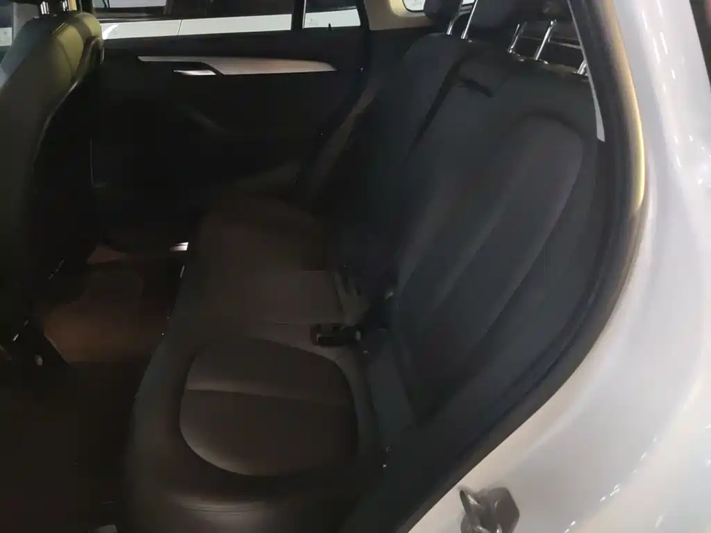 BMW X1 — миниатюра 14