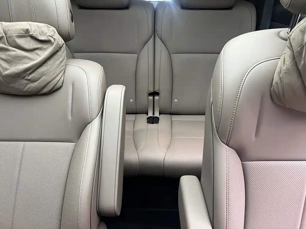 Li Auto Li i8 — миниатюра 16