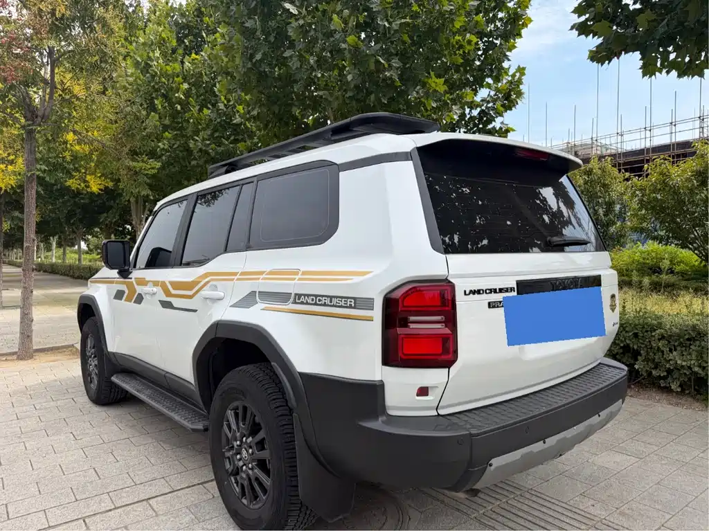 Toyota Prado — миниатюра 10