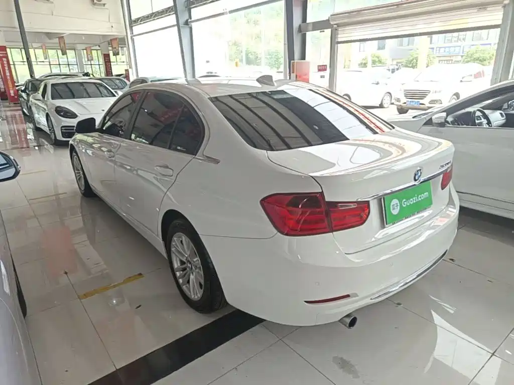 BMW 3 Series — миниатюра 5