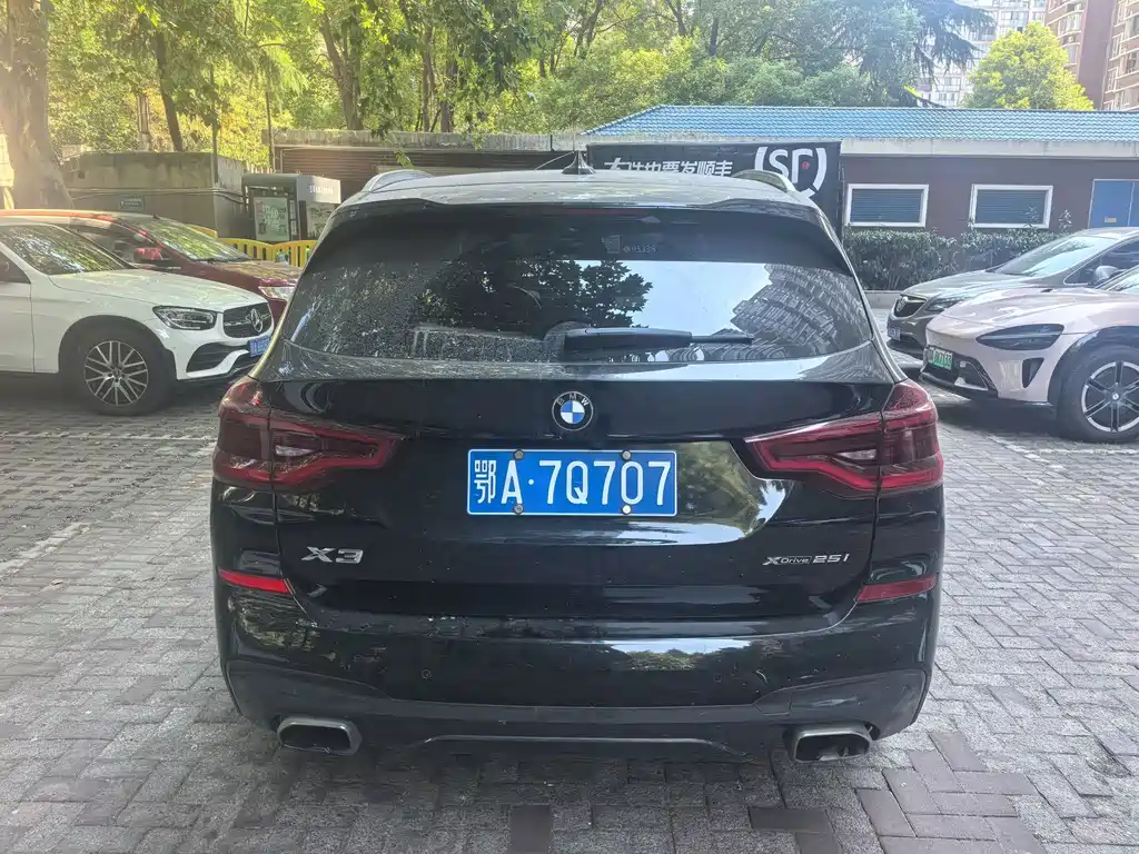 BMW X3 — миниатюра 4