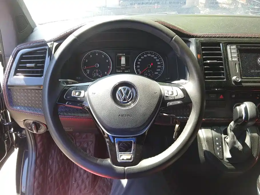 Volkswagen Caravelle — миниатюра 15