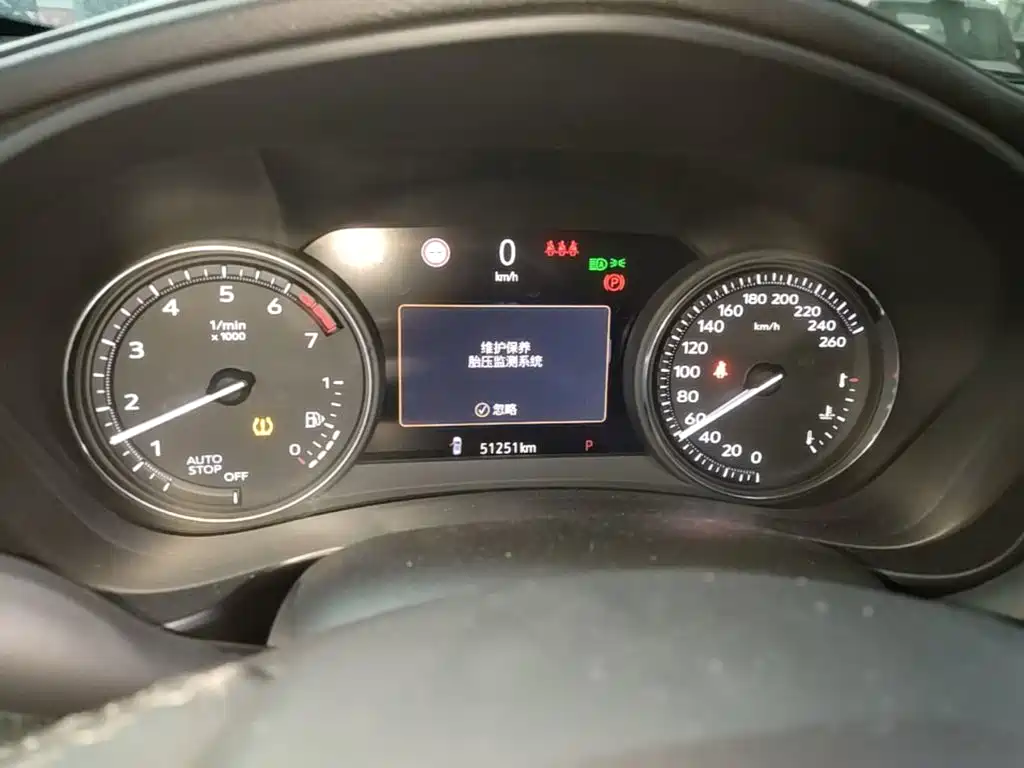 Cadillac XT4 — миниатюра 12