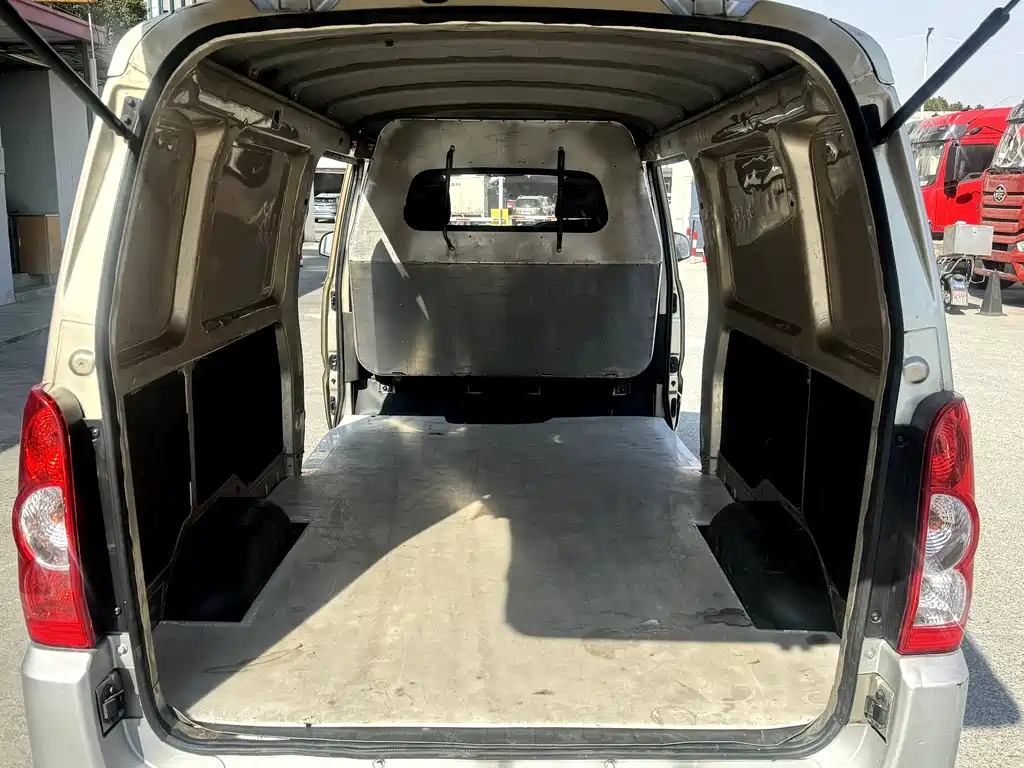 WULING WULING RONGGUANG