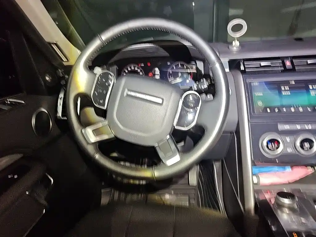Land Rover Discovery — миниатюра 11