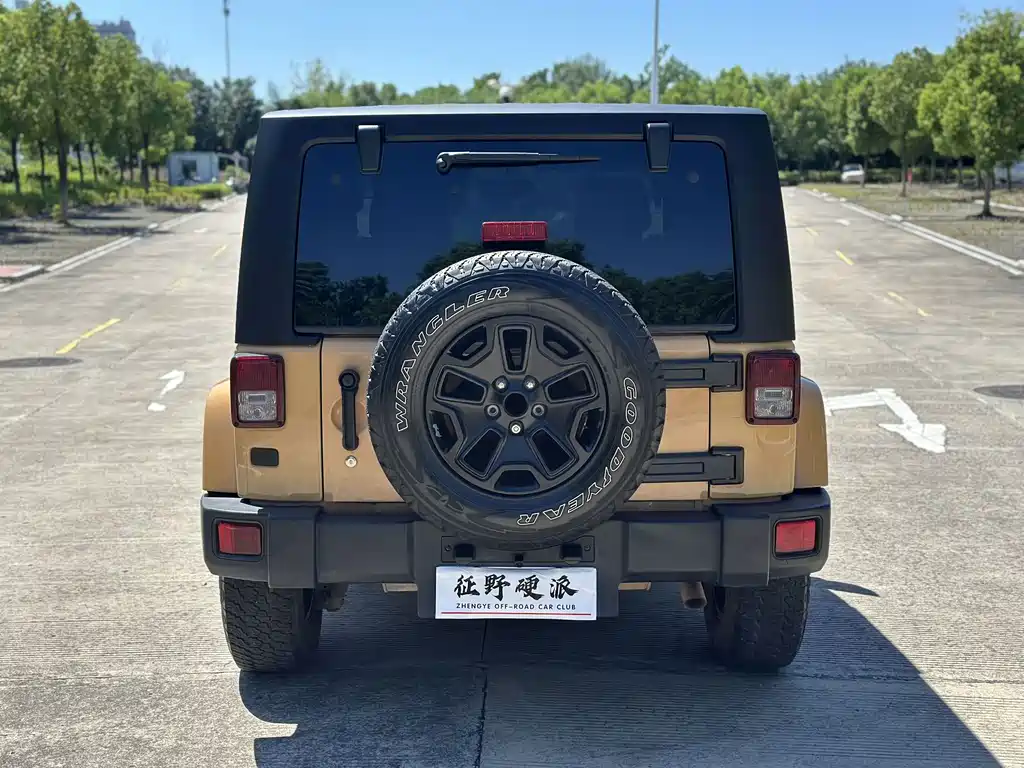 Jeep Wrangler — миниатюра 5