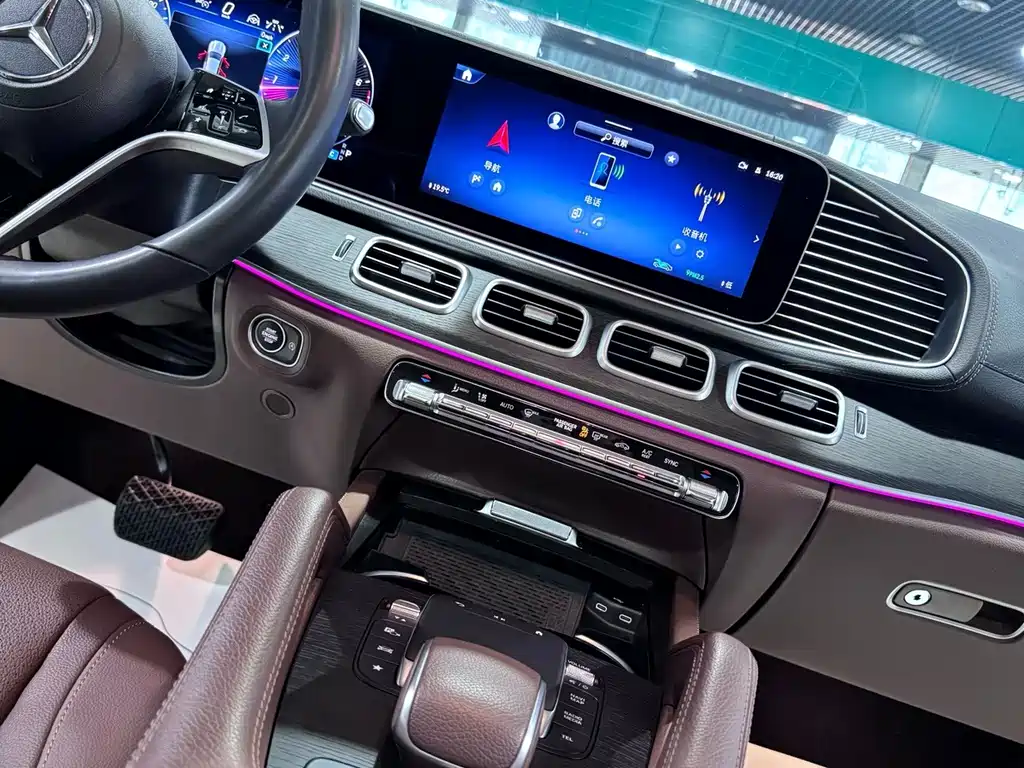 Mercedes-Benz GLE (Import) — миниатюра 6