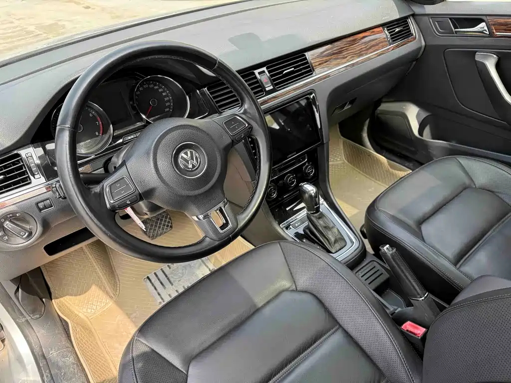 Volkswagen Bora — миниатюра 12