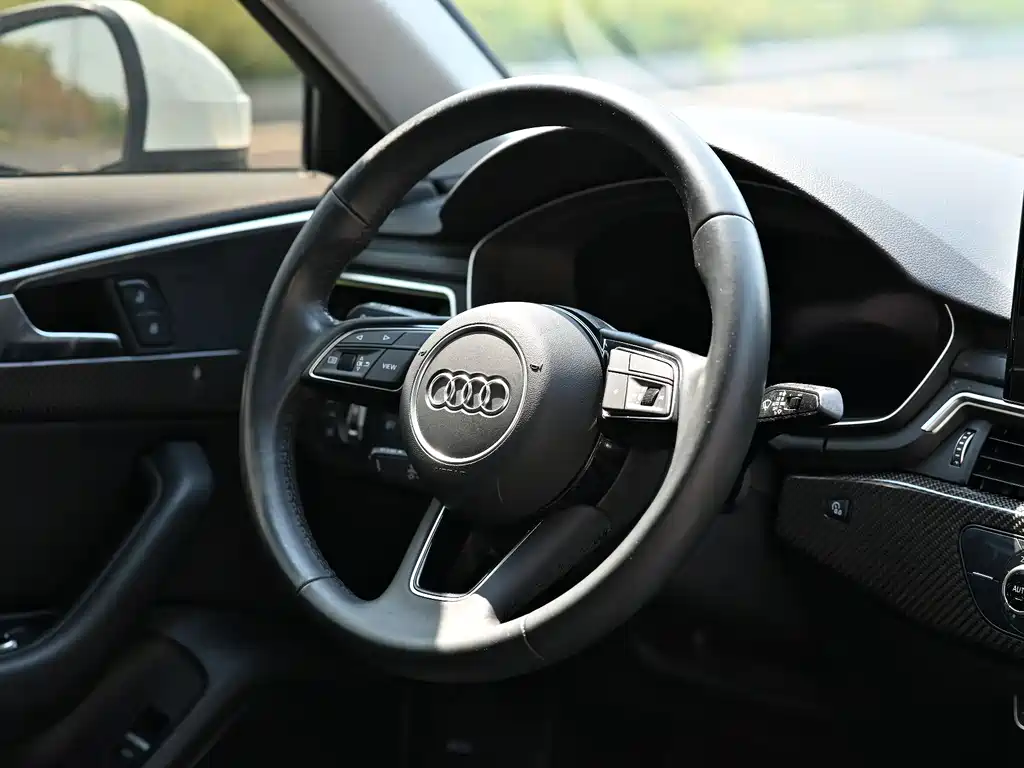 Audi A4L — миниатюра 7