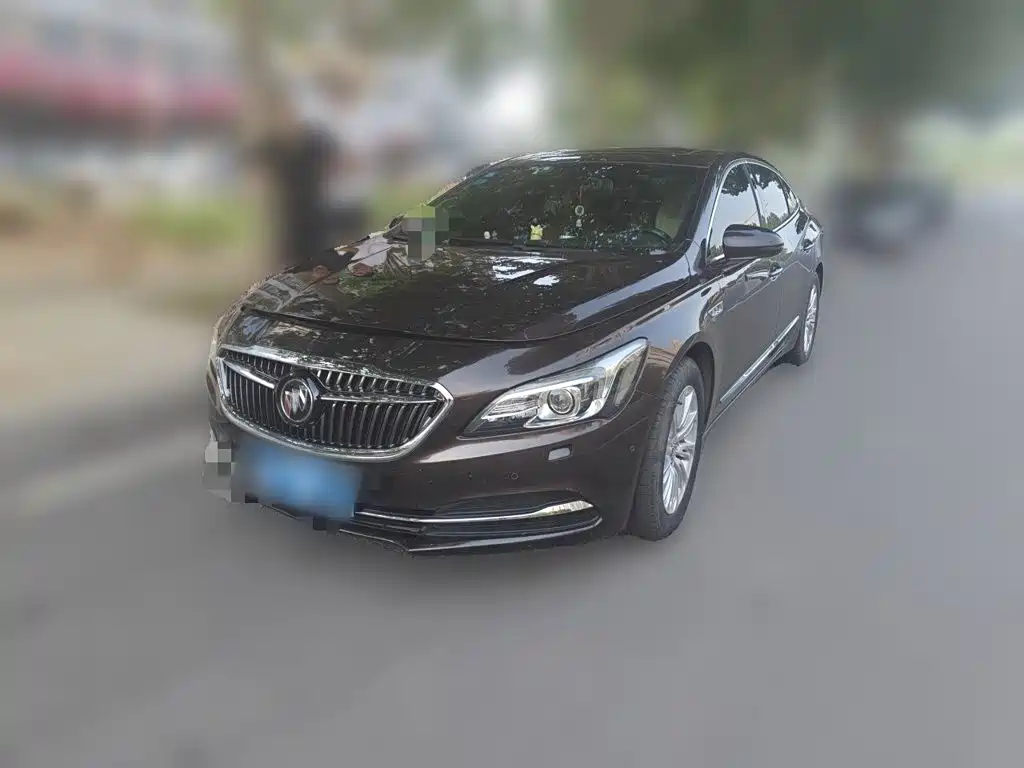 Buick LaCrosse — миниатюра 2