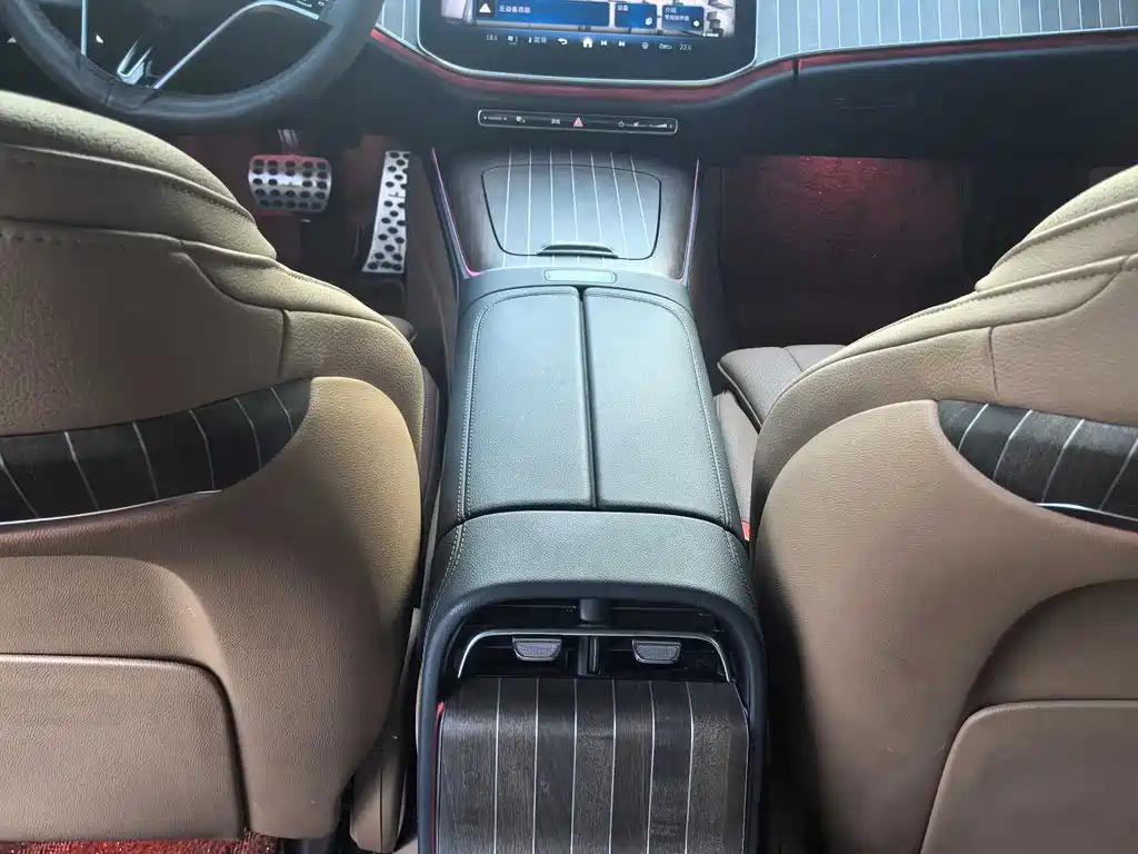 Mercedes-Benz E-Class E 2025 E 300 L Fashion