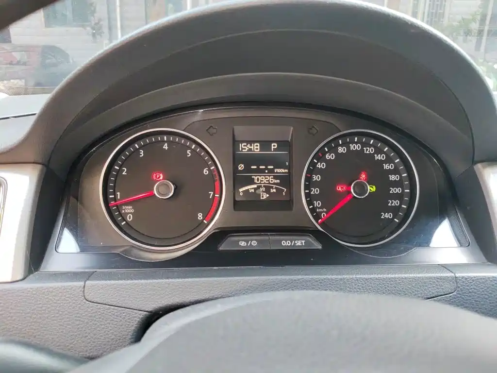 Volkswagen Santana — миниатюра 7