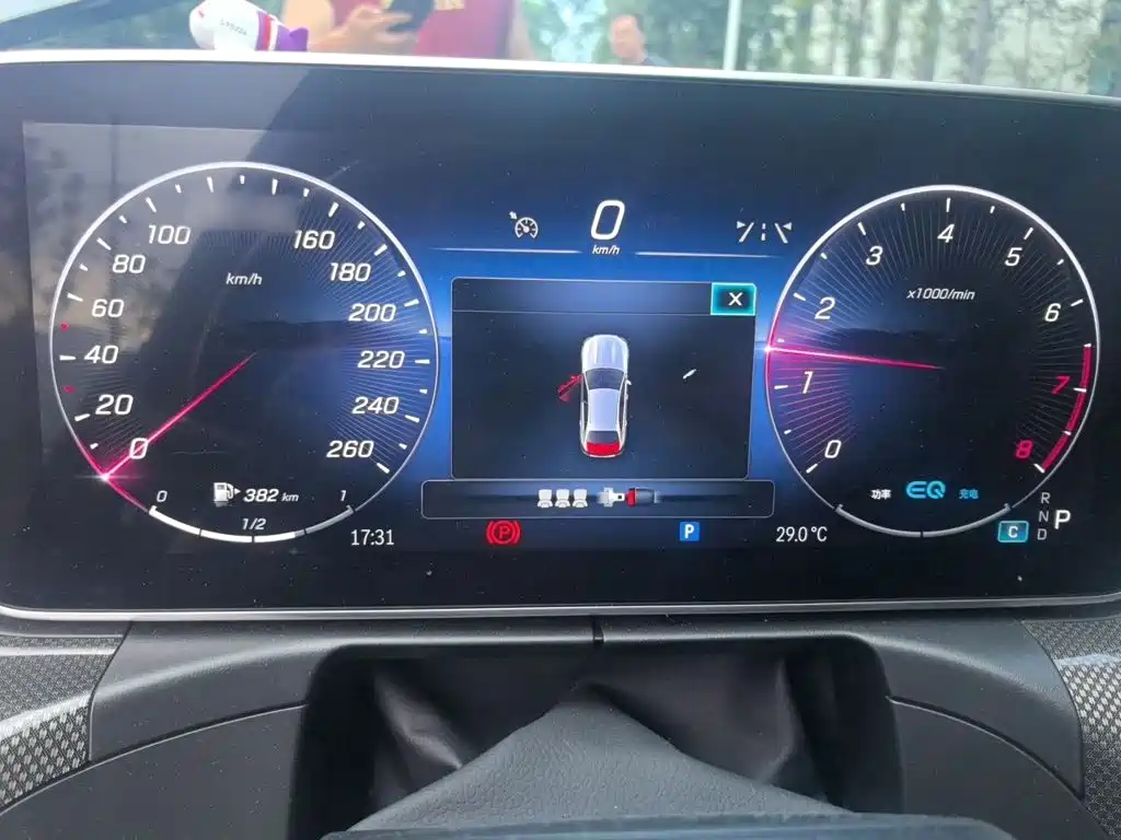 Mercedes-Benz C-Class — миниатюра 4