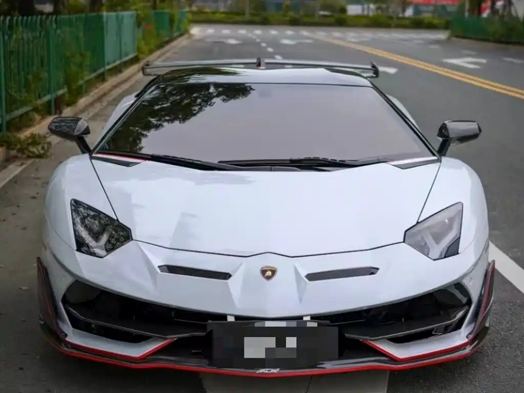 Lamborghini Aventador 2011 LP 700-4