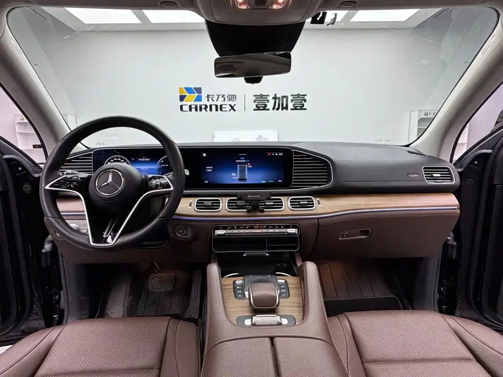 Mercedes-Benz GLE New Energy — миниатюра 11
