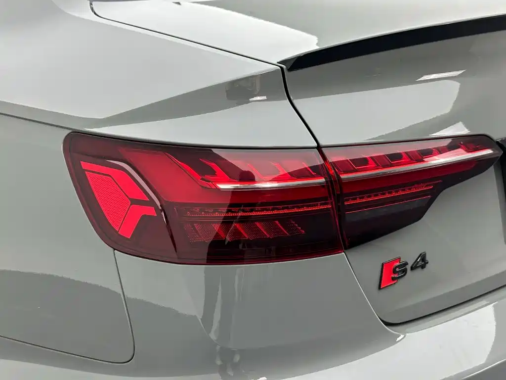 Audi S4 — миниатюра 28