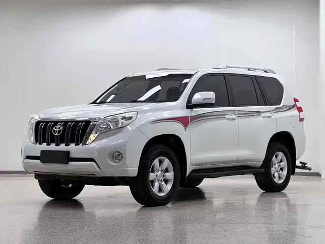 TOYOTA PRADO 2017