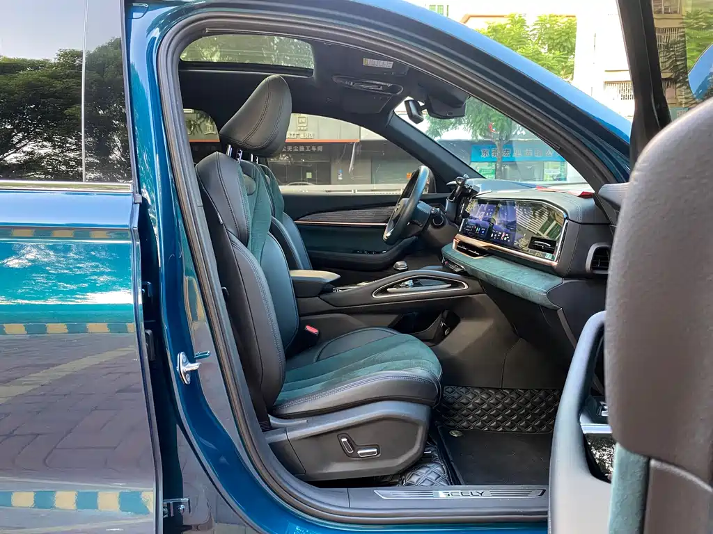 Geely Xingyue L 2.0TD DCT EVO 2WD Premium Type, фото 15