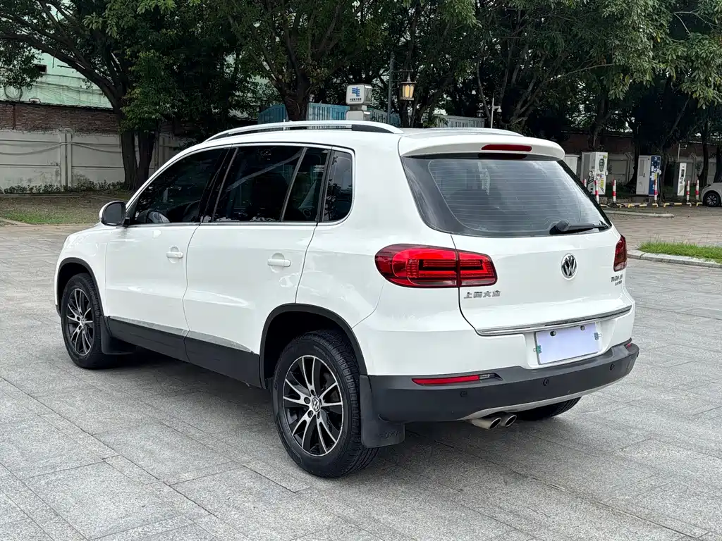 Volkswagen Tiguan — миниатюра 3