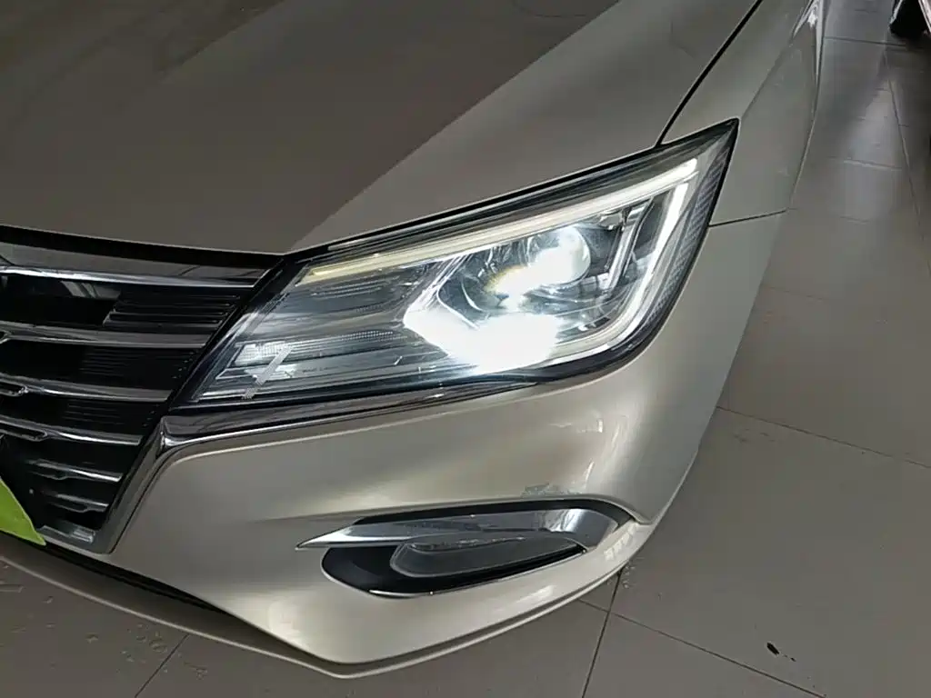 Roewe i5 — миниатюра 24