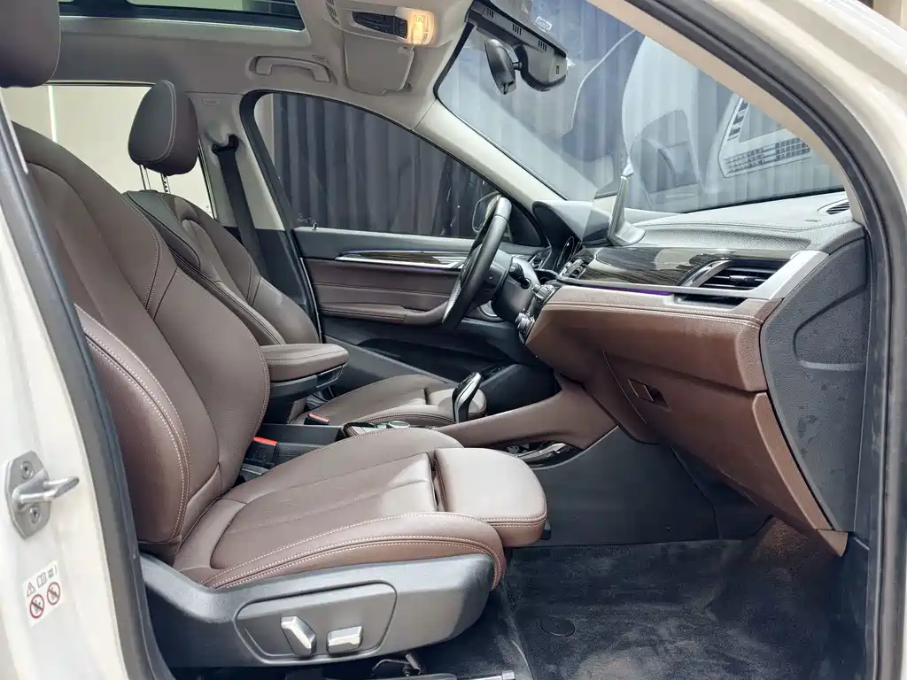 BMW X1 — миниатюра 15