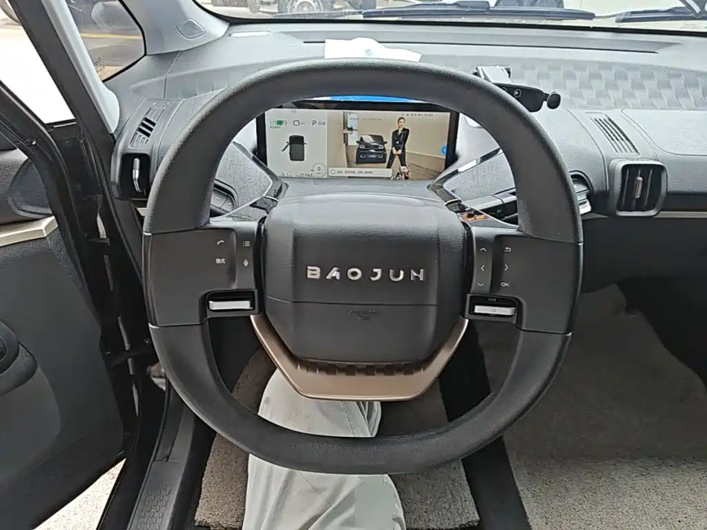 Baojun KiWi EV — миниатюра 11