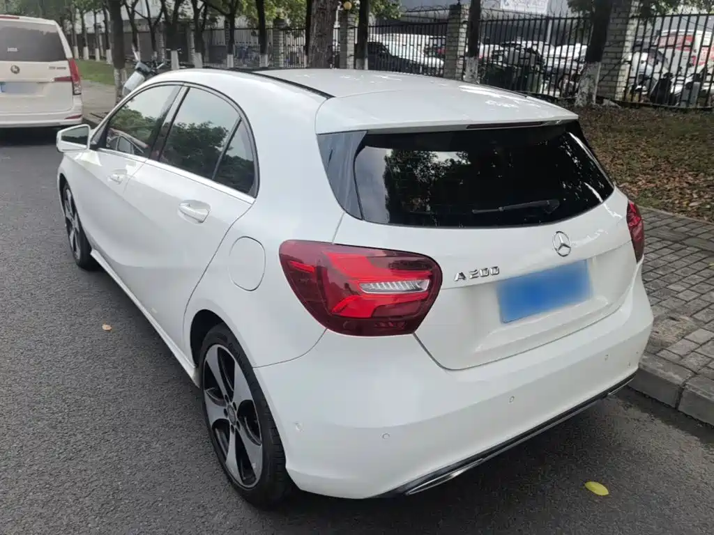 Mercedes-Benz A-Class (Import) — миниатюра 5