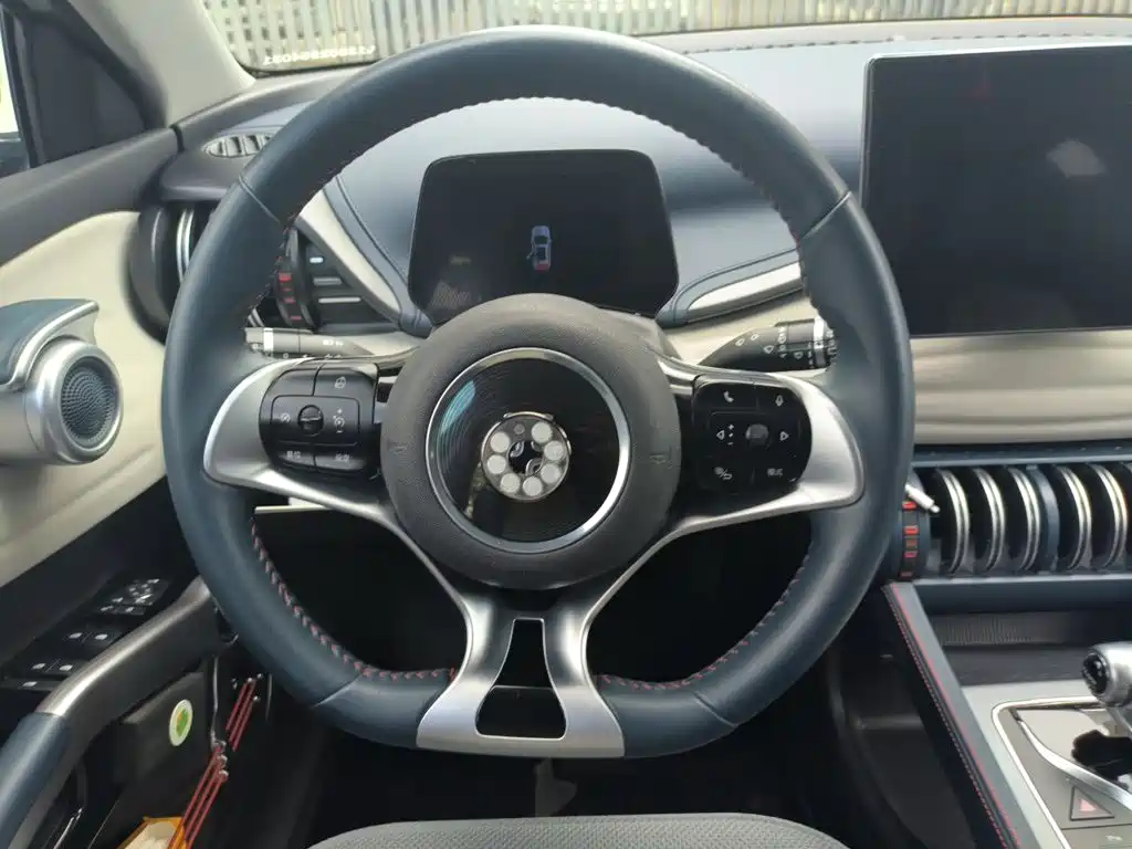 BYD Yuan Plus — миниатюра 6