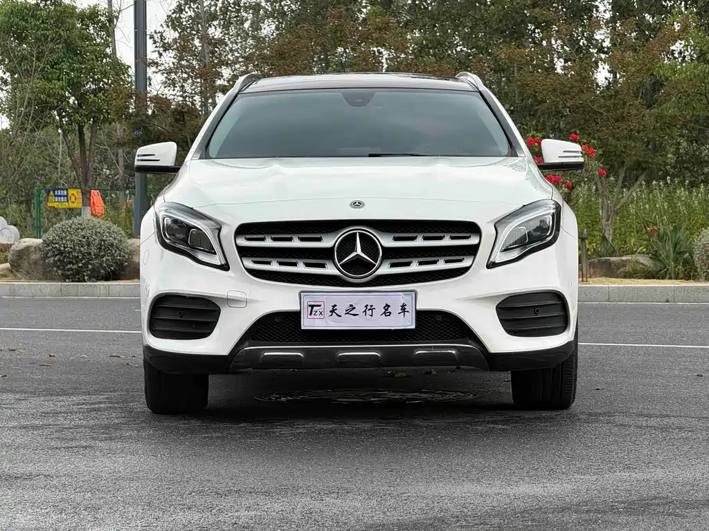 Mercedes-Benz GLA — миниатюра 2