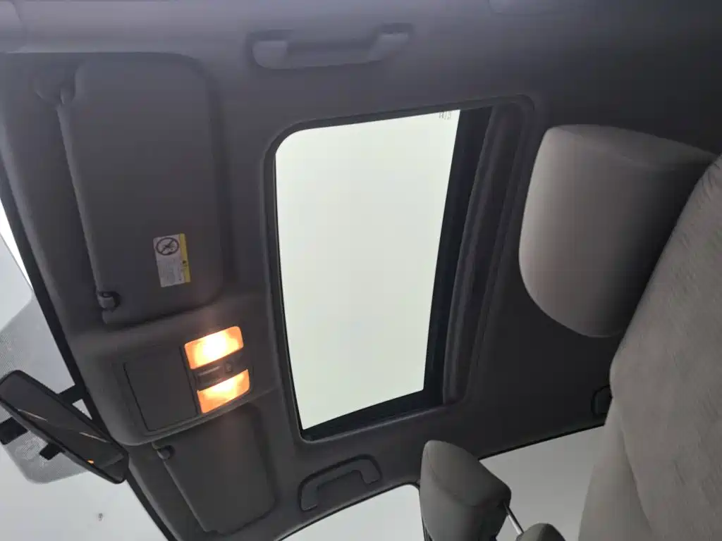 Toyota RAV4 — миниатюра 14