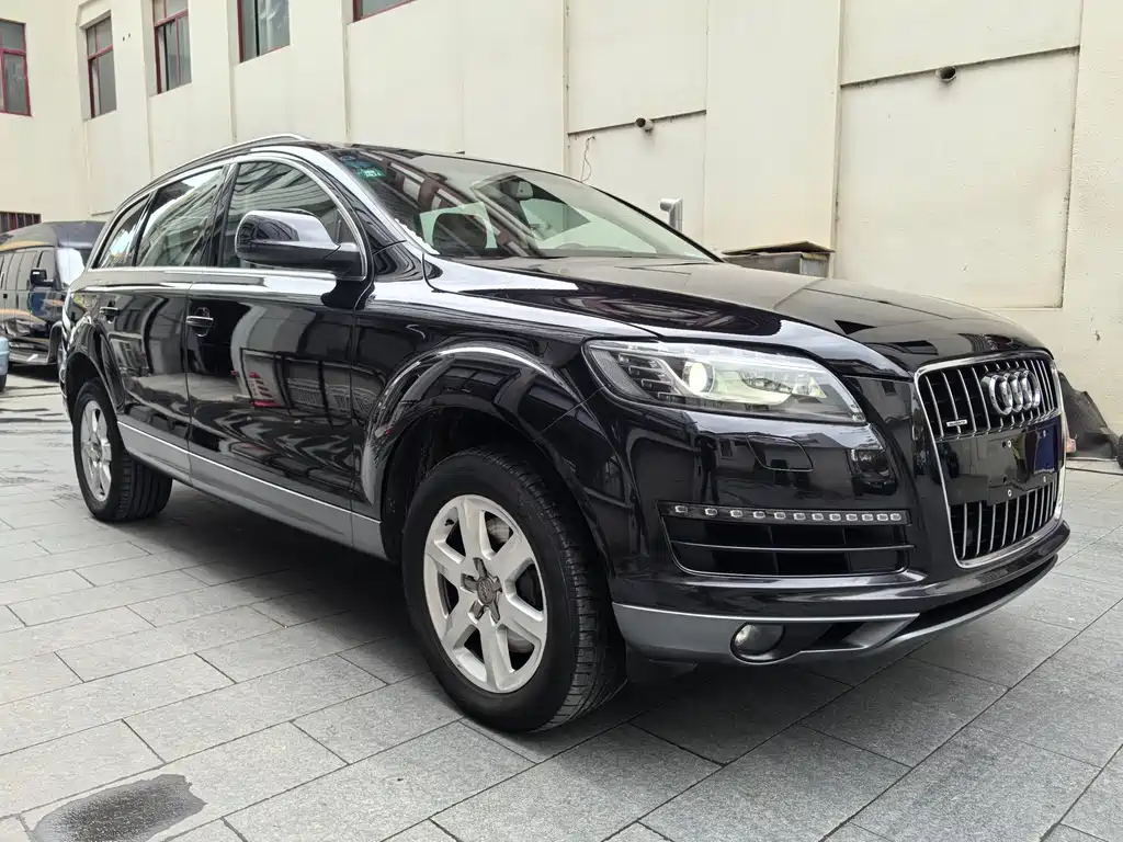 Audi Q7 2011 3.0 TFSI (245kW