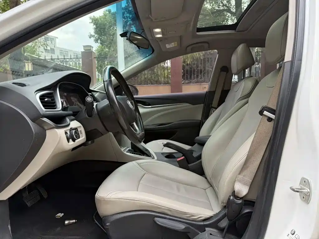 Buick Excelle — миниатюра 4
