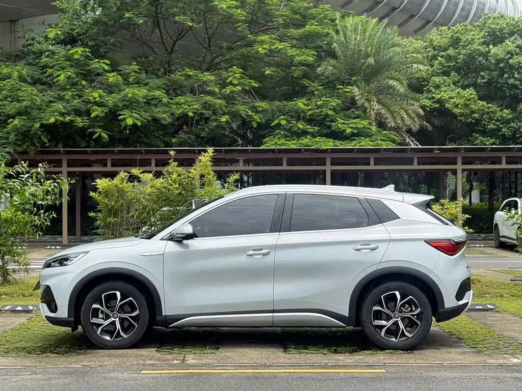 BYD Yuan Plus — миниатюра 3