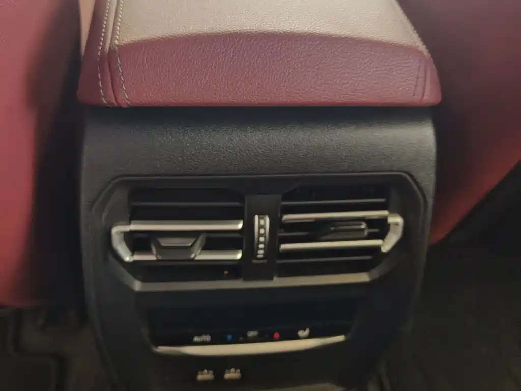 BMW 3 Series — миниатюра 10