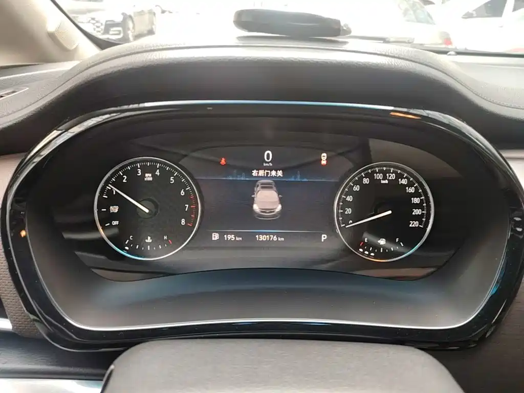 Buick GL8 — миниатюра 12