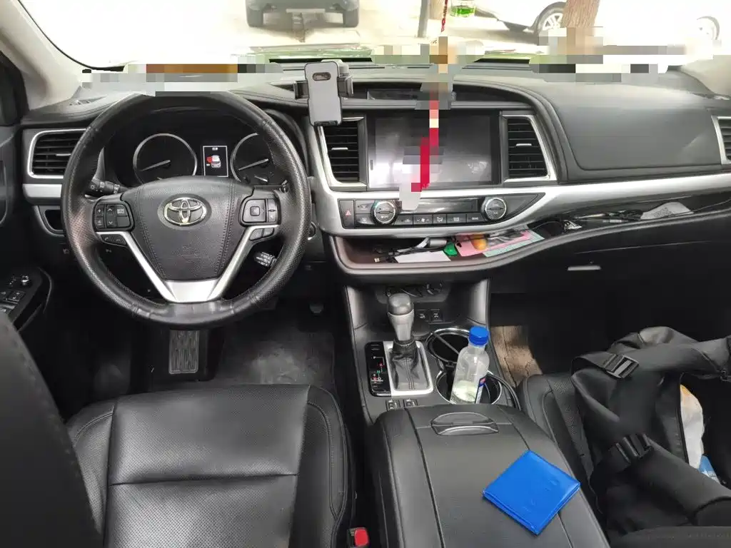 Toyota Highlander — миниатюра 5