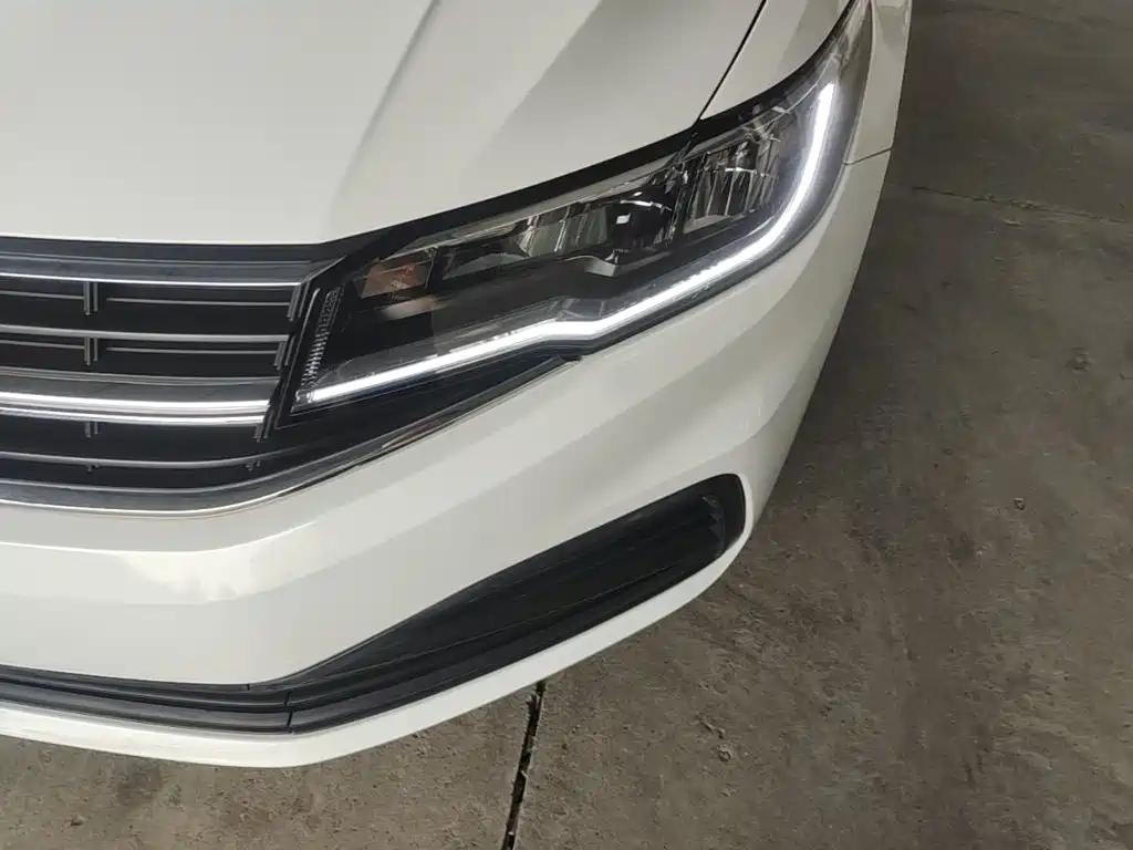 Volkswagen Bora — миниатюра 24