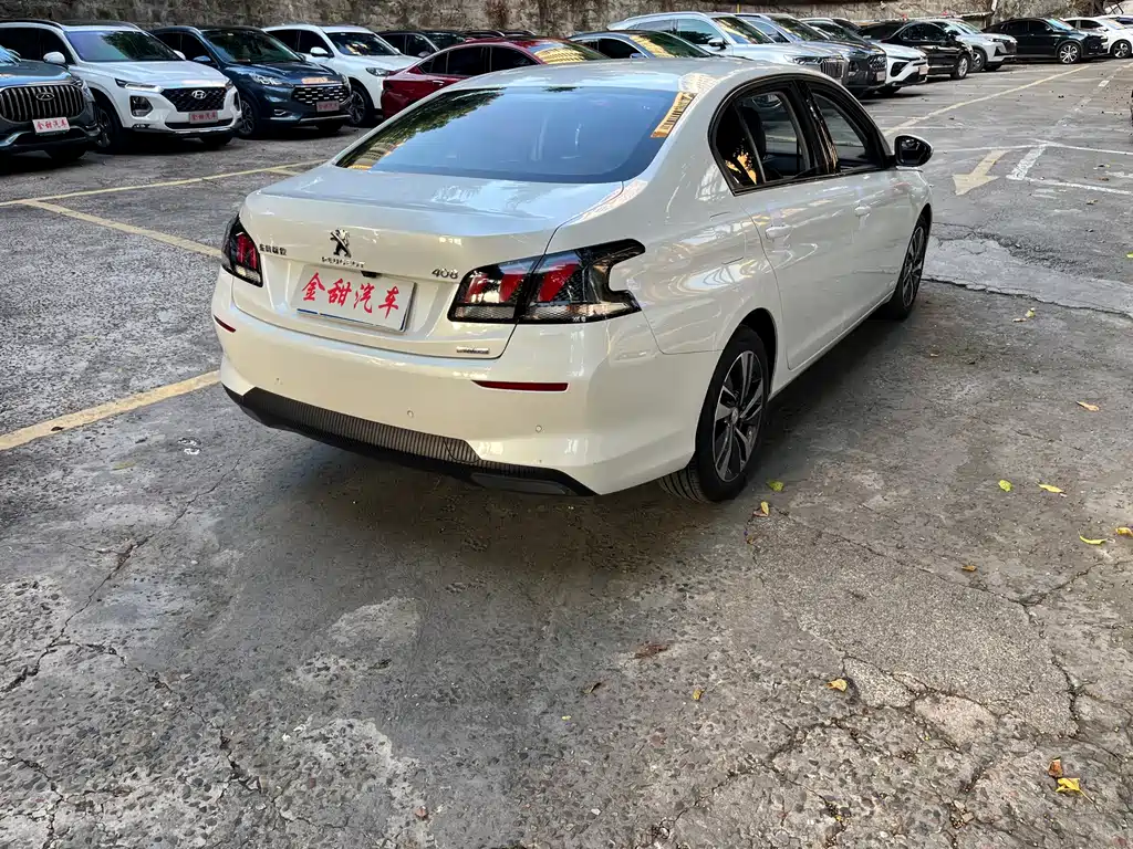 Peugeot 408 — миниатюра 6