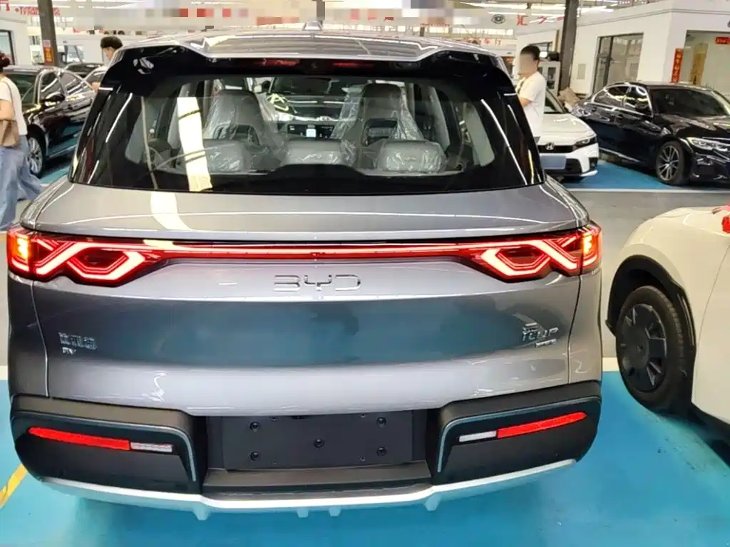 BYD Yuan UP — миниатюра 6