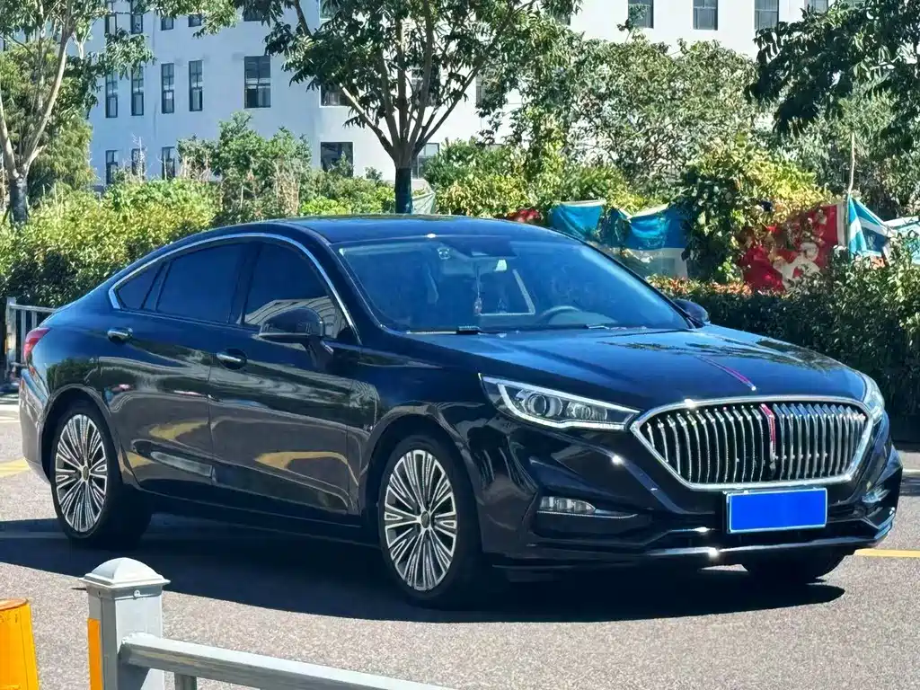 RED FLAG HONGQI H5