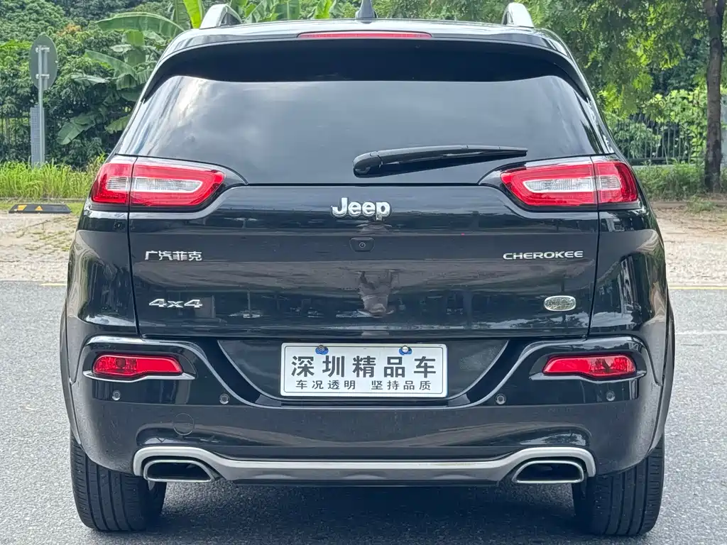 Jeep Cherokee — миниатюра 7
