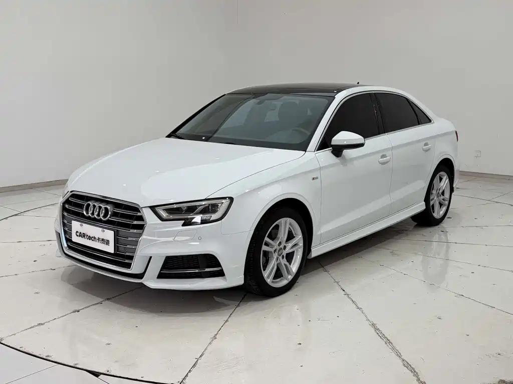 Audi A3 2020 Limousine 35 TFSI Fashion VI
