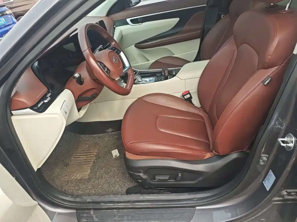 Hyundai Mistra — миниатюра 15