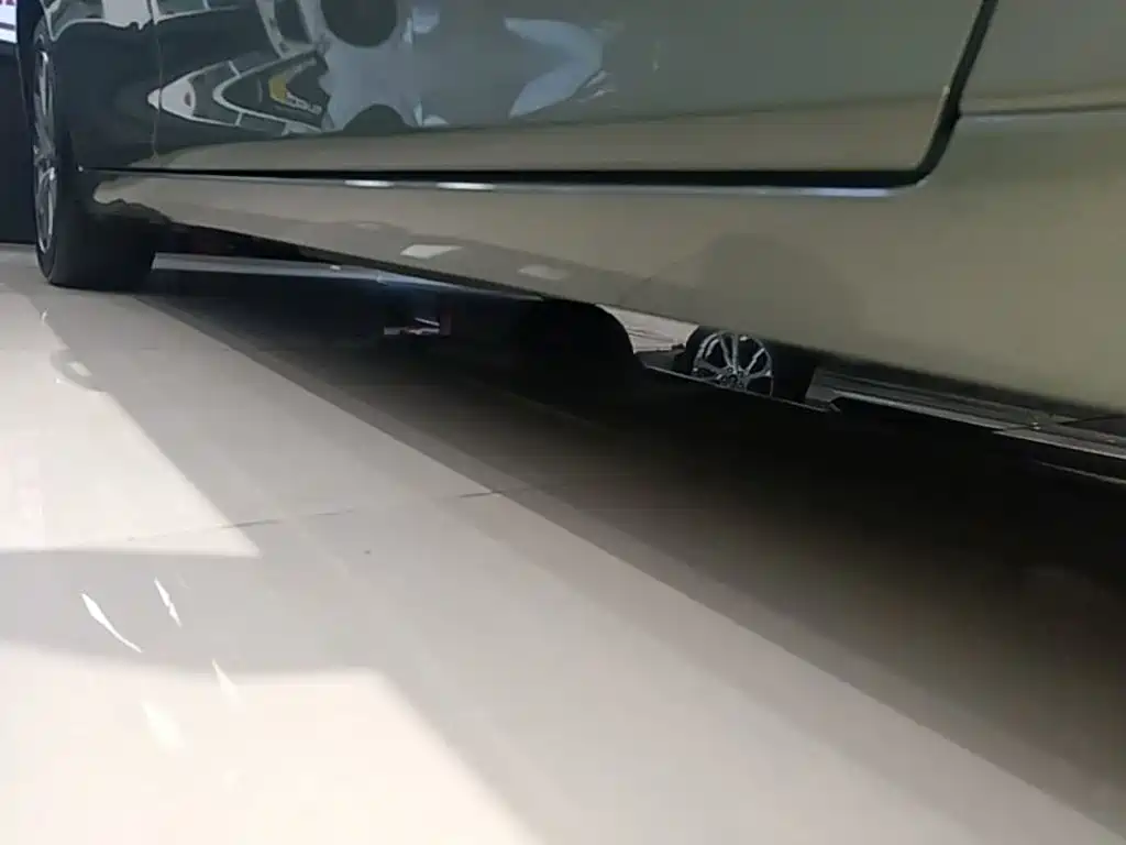 Lexus ES — миниатюра 21