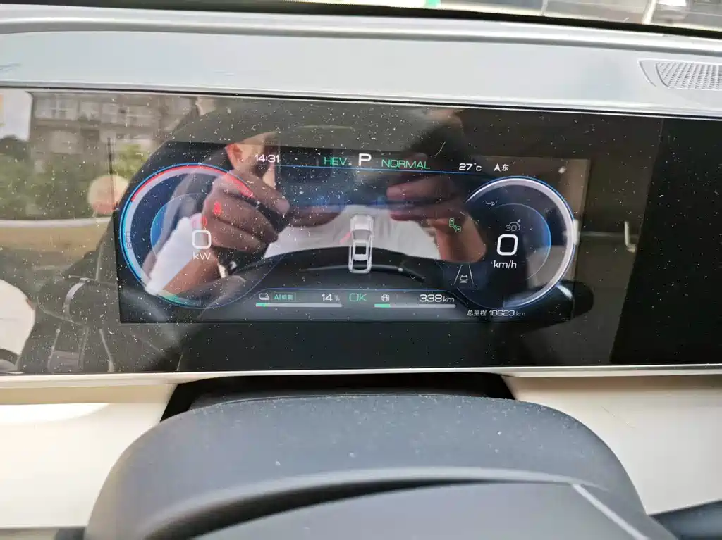 BYD Qin L — миниатюра 8
