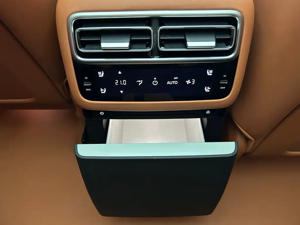 Li Auto Li L6 — миниатюра 20