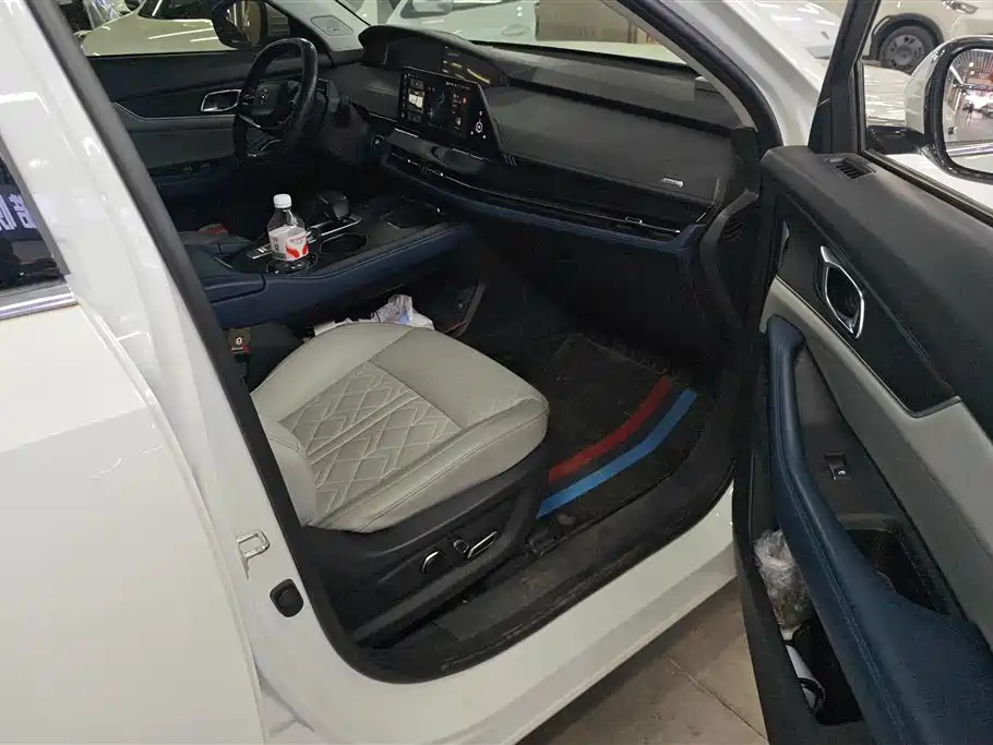 CHANGAN UNI K SMART IDD